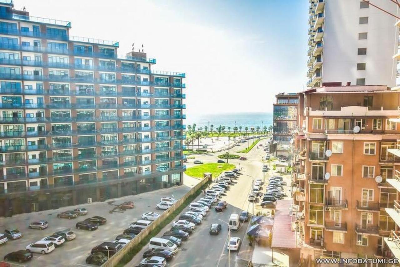 Hotel Batumi Inn Exterior photo
