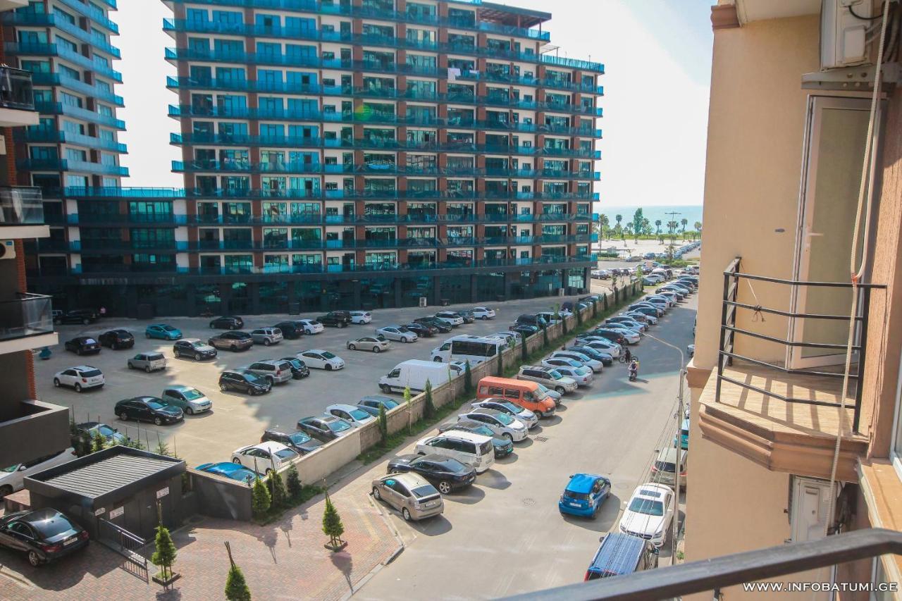 Hotel Batumi Inn Exterior photo